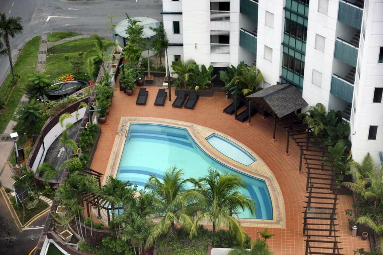 Hock Lee Hotel & Residences Kuching Exterior foto