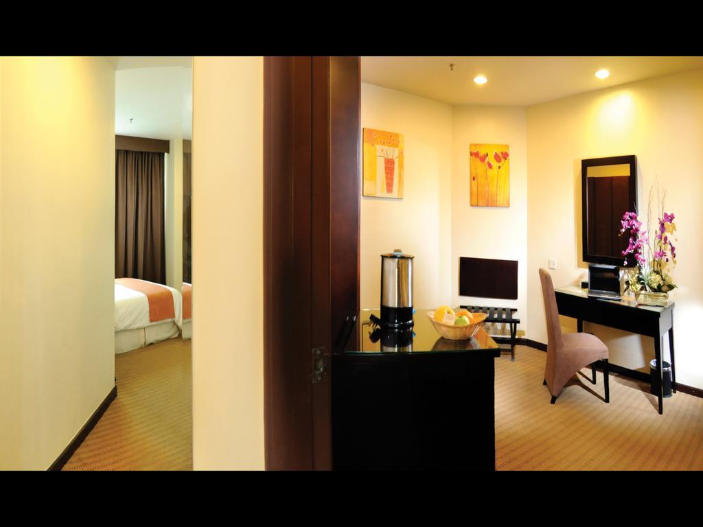 Hock Lee Hotel & Residences Kuching Exterior foto